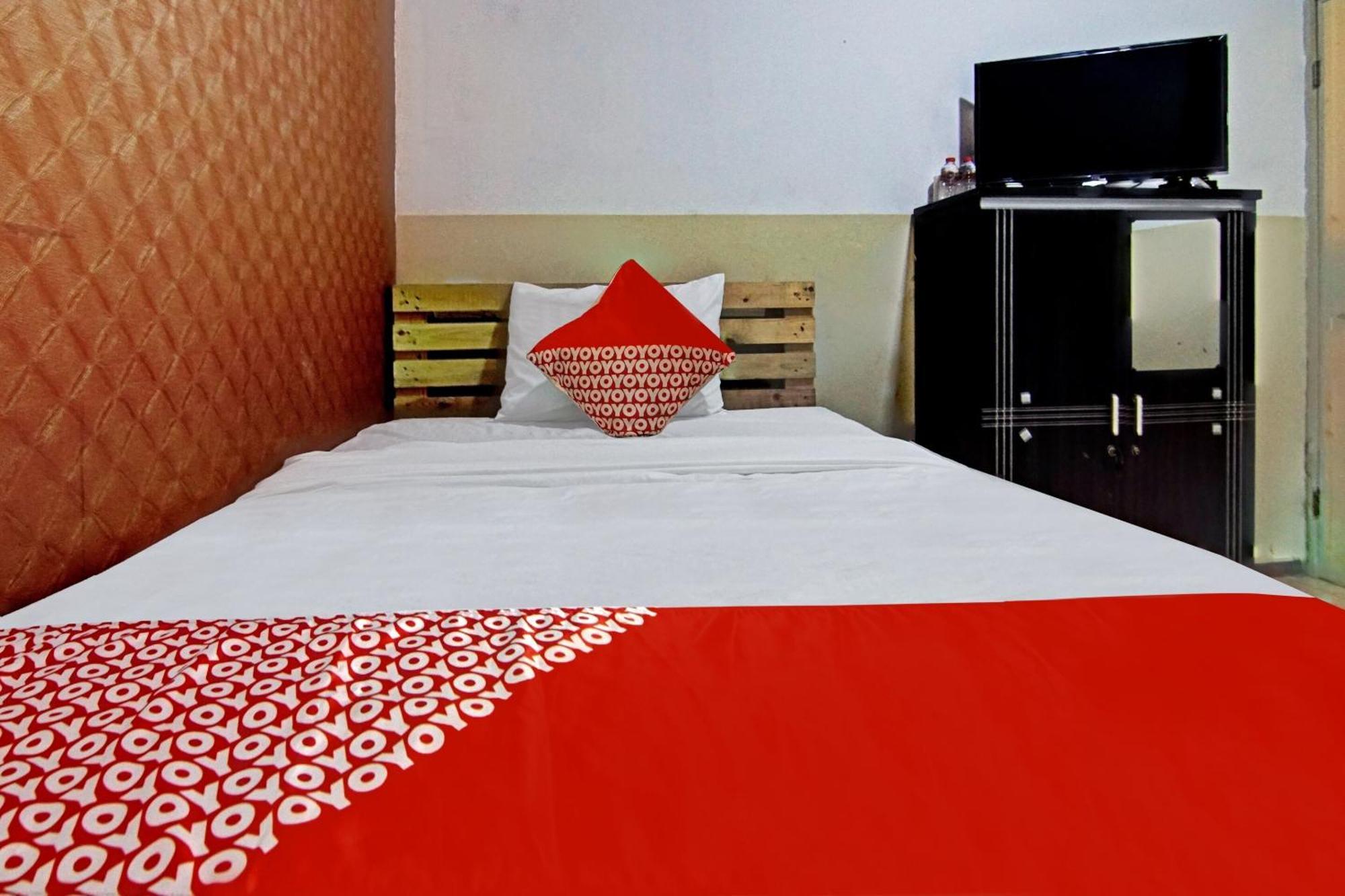 Super Oyo 90358 Poris Syariah 2* Tangerang