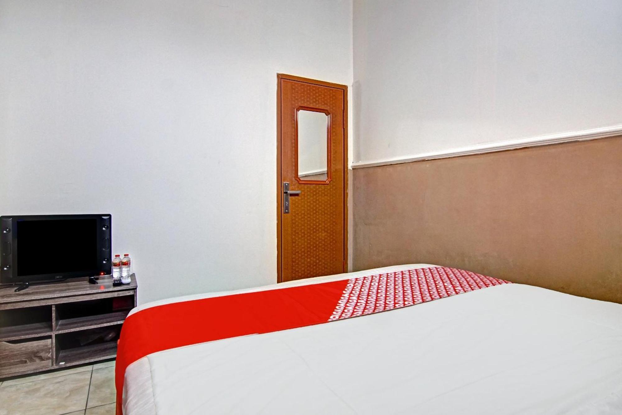 Super Oyo 90358 Poris Syariah 2*